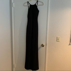 Calvin Klein - Open back crepe evening gown